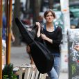Keira Knightley sur le tournage du film Begin Again (Can a Song Save Your Life ?) à New York le 9 juillet 2012
