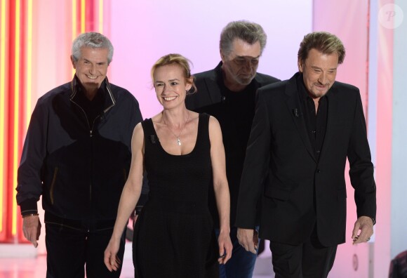 Johnny Hallyday, Eddy Mitchell, Sandrine Bonnaire et Claude Lelouch lors de l'émission "Vivement Dimanche" du 16 mars 2014