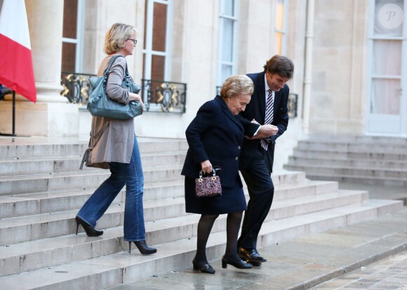 Claude Chirac et Bernadette Chirac quittant le Palais de l'Elysée, le 9 octobre 2013.