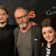 Sophie Turner (Sansa Stark), Liam Cunningham (Davos Seaworth) et Maisie Williams (Arya Stark) à la première parisienne de la saison 4 de "Game of Thrones", au Grand Rex, le 2 avril 2014.