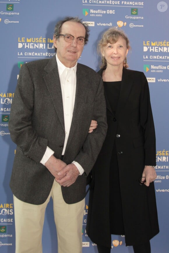 Dean Tavoularis et sa femme Aurore Clément lors du vernissage de l'exposition "Le musée imaginaire d'Henri Langlois" à la Cinémathèque française à Paris le 7 avril 2014