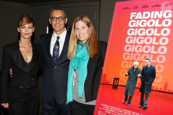 Vanessa Paradis et John Turturro lors d'une première de Fading Gigolo au SVA Theater à New York le 11 avril 2014.