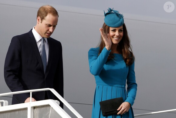 Catherine, the Duchess of Cambridge, waves after arriving with her husband, Britain's Prince William in Dunedin April 13, 2014. The Prince and his wife are undertaking a 19-day official visit to New Zealand and Australia with their son George. Dunedin, New Zealand, April 13, 2014. Photo by Phil Noble/WPA Rota/ABACAPRESS.COM13/04/2014 - Dunedin
