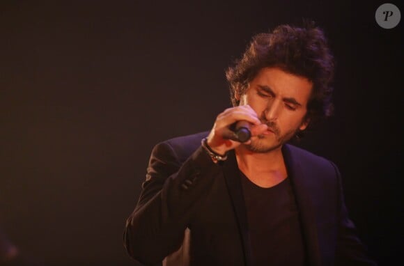Exclusif - Mickaël Miro lors de son concert au Café de la Danse à Paris, le 12 avril 2014.