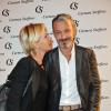 Rebecca Hampton et son compagnon Laurent Lombardo : heureux et complices lors de l'inauguration de la nouvelle boutique Carmen Steffens à Cannes, le 13 décembre 2013
