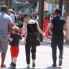 Exclusif - Ashlee Simpson se rend au "Universal Studio Theme Park" avec son fiancé Evan Ross et son fils Bronx à Universal City, le 21 avril 2014.California.21/04/2014 - Universal City
