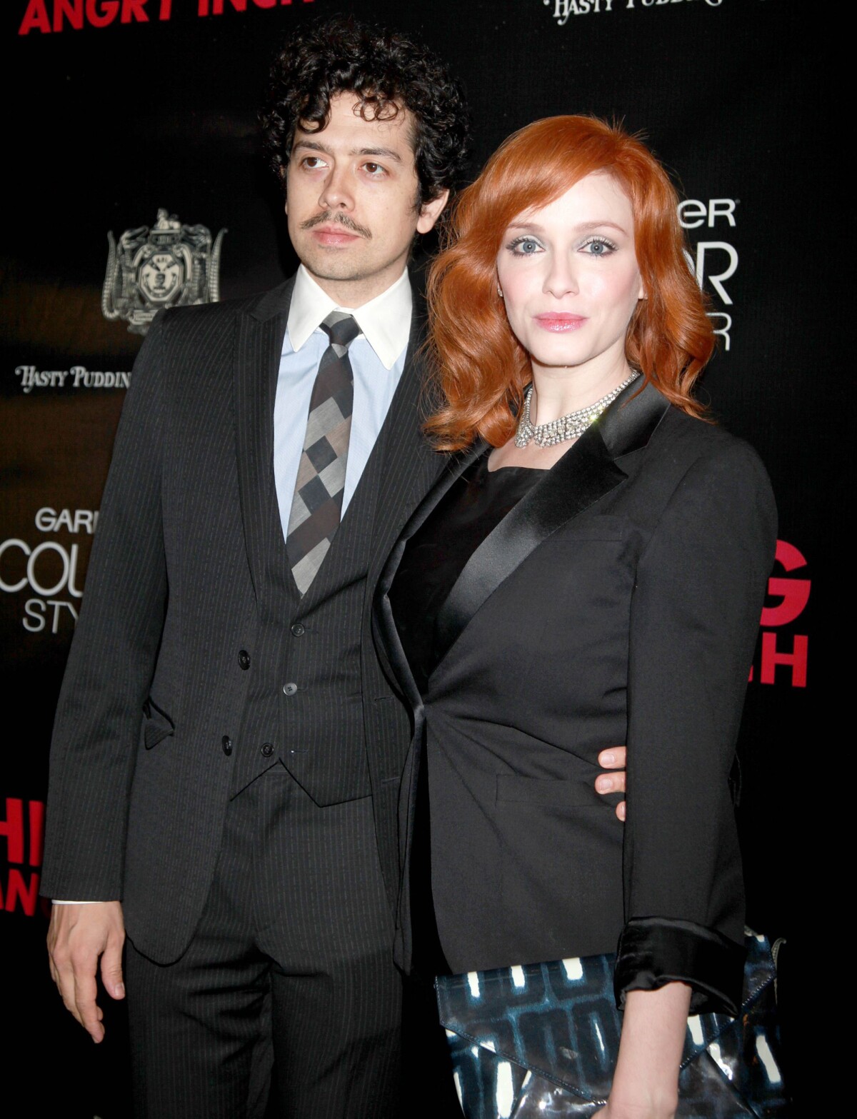 Vidéo : Christina Hendricks, Geoffrey Arend à la première Hedwig and