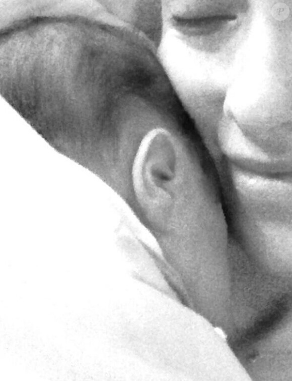 Olivia Wilde maman, avec son fils Otis Alexander Sudeikis, né le 20 avril 2014.
