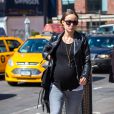  Olivia Wilde enceinte à New York le 10 avril 2014. 
  