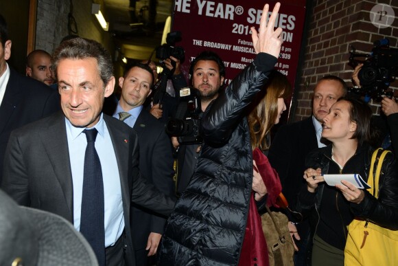 Carla Bruni a été accompagnée à son concert new-yorkais, donné sur la scène de The Town Hall, par son mari Nicolas Sarkozy et le fils de celui-ci, Louis Sarkozy, le 24 avril 2014.
 
 