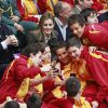 Letizia d'Espagne se déplaçait à Valladolid le 24 avril 2014 pour assister à la première journée des championnats scolaires de volley-ball.