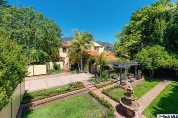 <p>Photo de la maison de Joel Madden et Nicole Richie à Glendale, en Californie, que le couple vend pour 1 875 000 dollars.</p>