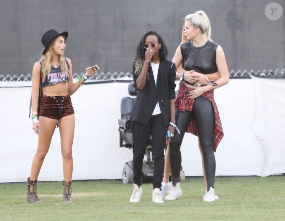 Ireland Baldwin et la rappeuse Angel Haze lors du festival de Coachella à Indio, le 13 avril 2014.