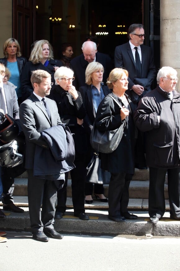 Sophie Barjac, Elisa Servier lors des obsèques du réalisateur Michel Lang en l'église Notre-Dame de Grâce de Passy à Paris le 29 avril 2014