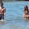 Exclusif - Sam Claflin et sa femme Laura Haddock en vacances à Hawai le 28 avril 2014.  Exclusive - For Germany call for price - 'The Quiet Ones' actor Sam Claflin and his wife Laura Haddock enjoying a day on the beach in Maui, Hawaii on April 28, 2014.28/04/2014 - Hawai