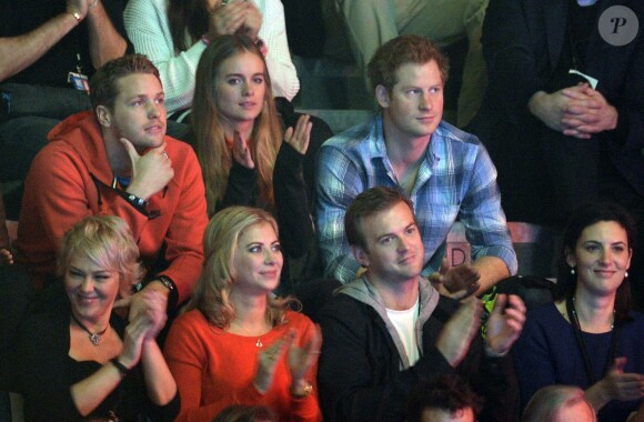 Cressida Bonas avec le prince Harry à Wembley le 7 mars 2014 pour le We Day organisé par l'association Free the Children. Ils se sont séparés en avril 2014 après un peu moins de deux ans de relation.