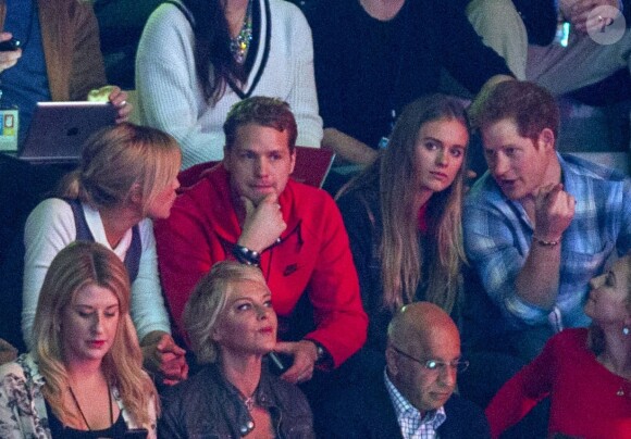 Cressida Bonas avec le prince Harry à Wembley le 7 mars 2014 pour le We Day organisé par l'association Free the Children. Ils se sont séparés en avril 2014 après un peu moins de deux ans de relation.