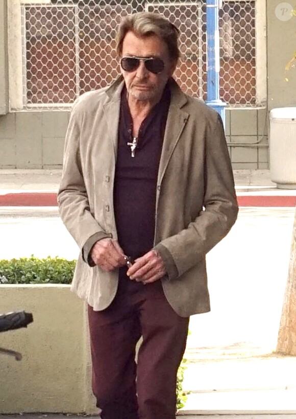 Johnny Hallyday s'est arrêté au "Earth Bar" à West Hollywood. Le 17 avril 2014  51386624 French rocker Johnny Hallyday stopping by Earth Bar in West Hollywood, California on April 17, 2014.17/04/2014 - West Hollywood