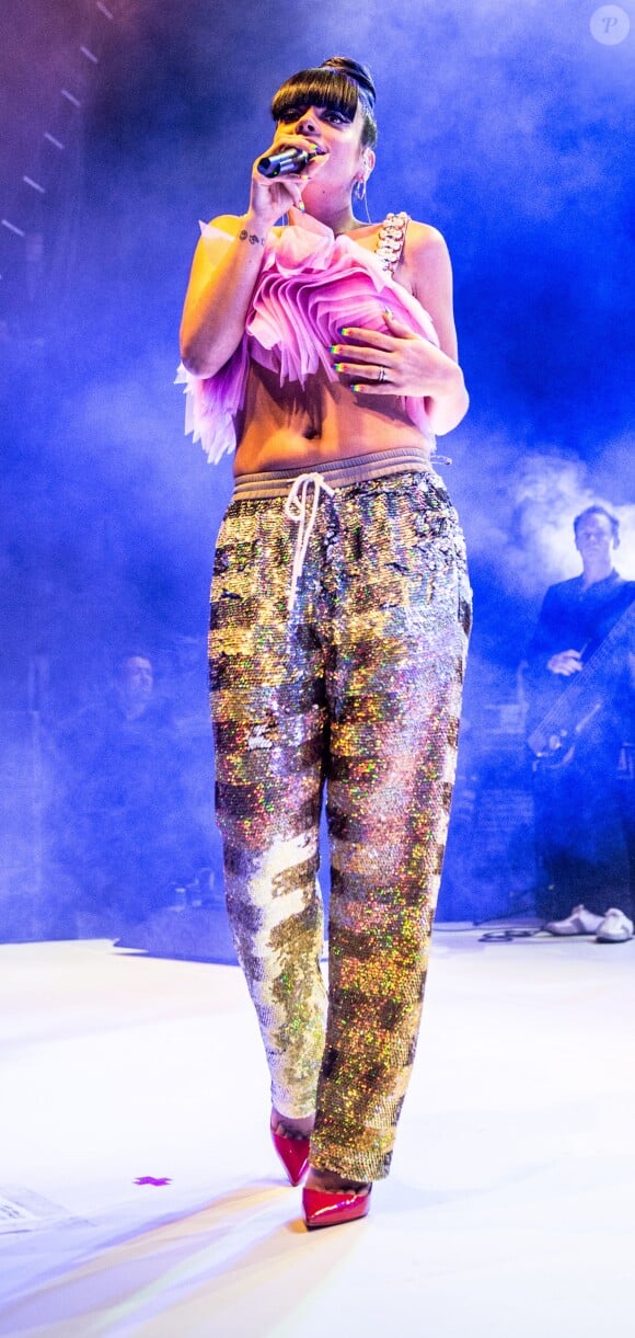 Lily Allen lors de son concert au Shepherd's Bush Empire de London, le 28 avril 2014.