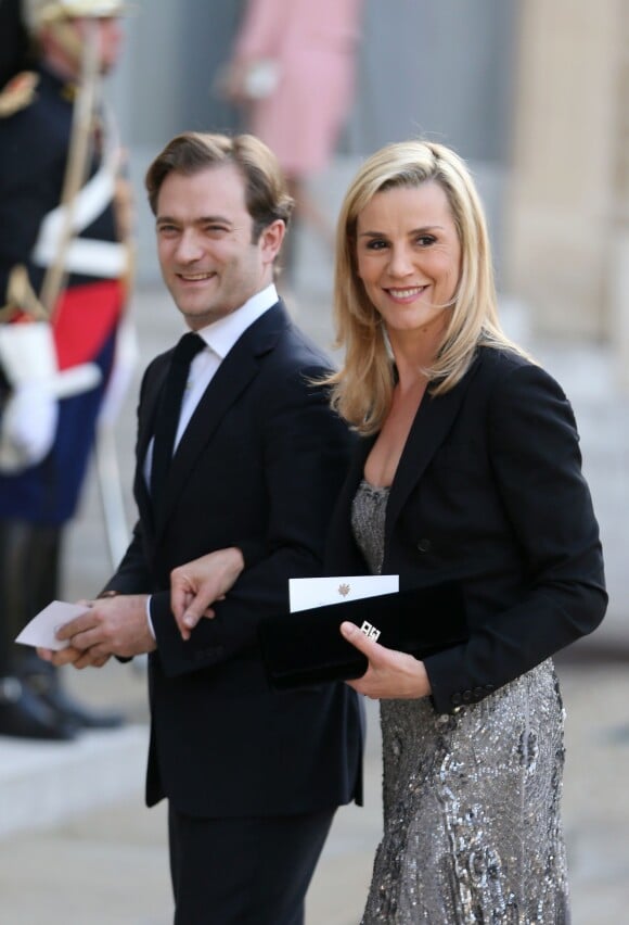Laurence Ferrari et son mari, Renaud Capuçon lors du dîner officiel au Palais de l'Elysée, en l'honneur du premier ministre japonais Shinzo Abe et de son épouse Akie Abe à Paris le 5 mai 2014