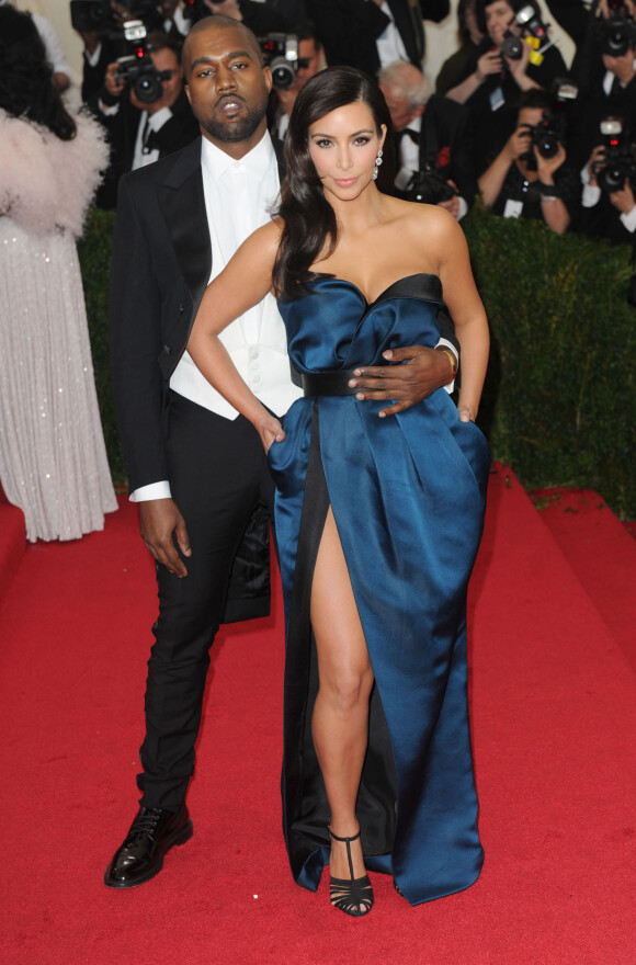 Kim Kardashian et son fiancé Kanye West - Soirée du Met Ball / Costume Institute Gala 2014: "Charles James: Beyond Fashion" à New York, le 5 mai 2014.