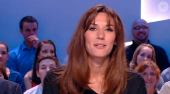 Doria Tillier, Nolwenn Leroy et Thomas Dutronc soutiennent la Fondation Abbé Pierre sur le plateau du Grand Journal de Canal + le 8 mai 2014.