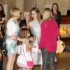 Jessica Alba arrive en famille au déjeuner "The Helping Hand of Los Angeles Mothers Day" à Beverly Hills, le 9 mai 2014.