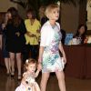 Haven Garner Warren (la fille de Jessica Alba) arrive avec Cathy, la maman de la star, lors du déjeuner "The Helping Hand of Los Angeles Mothers Day" à Beverly Hills, le 9 mai 2014.