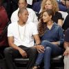 Jay Z et Beyoncé au Barclays Center lors du match de NBA entre les Brooklyn Nets et les Miami Heat. Brooklyn, le 13 mai 2014.