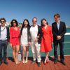 Exclusif - Adrien Chabal, Emilie Briand, une invitée, le réalisateur Pitof, l'actrice chinoise Jin Shan et Arnaud Metral - Déjeuner sur la plage du Majestic organisé par AlloCiné et le groupe Lucien Barrière avec des acteurs et des réalisateurs du monde du cinéma à l'occasion du 67e festival du film de Cannes à Cannes le 15 mai 2014.