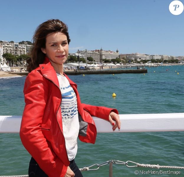 Exclusif - Valérie Kaprisky devant l'hôtel Majestic Barrière à l'occasion du 67e Festival du film de Cannes à Cannes le 15 mai 2014