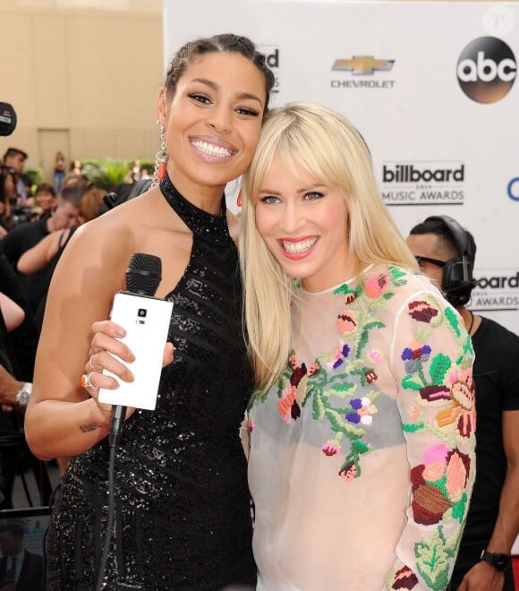Jordin Sparks et Natasha Bedingfield lors de la cérémonie des Billboard Music Awards à Las Vegas, le 18 mai 2014.
