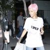 Rihanna quitte le restaurant Mastro's Steakhouse à Beverly Hills, Los Angeles, le 19 mai 2014.