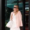 Rosie Huntington-Whiteley arrive à Cannes en jet privé. Le 19 mai 2014.