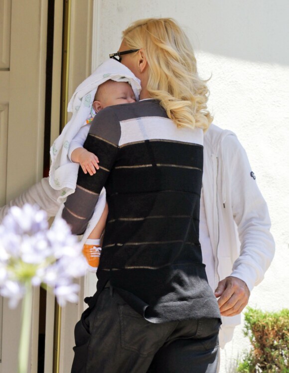 Gwen Stefani arrive au cabinet du Dr. Adrien Survol Rivin avec son fils Apollo. Sherman Oaks, le 20 mai 2014.