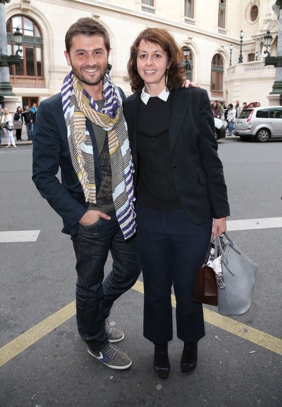Christophe Beaugrand et Valérie Bonneton lors de l'inauguration de la nouvelle boutique Lindt situé à proximité de l'Opéra Garnier, à Paris le 23 mai 2014