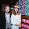 Stéphane Freiss et Julie Ferrier à l'occasion de l'ouverture de la nouvelle boutique Lindt près de l'Opéra Garnier à Paris, le 23 mai 2014