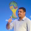 Ronaldo, ambassadeur de la coupe du monde au Brésil, lors d'une conférence de presse à Costa do Sauipe, le 5 décembre 2013