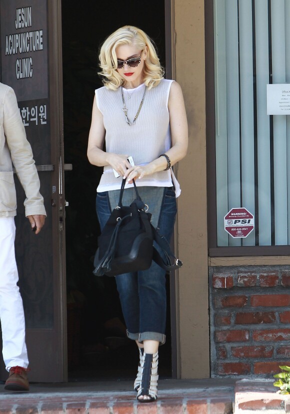 La chanteuse Gwen Stefani est allée dans un salon d'acupuncture à Los Angeles, le 30 mai 2014.