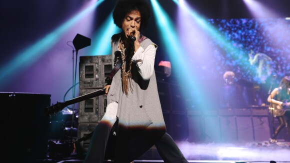 Prince à Paris : Deux concerts magiques, un artiste magistral au Zénith
