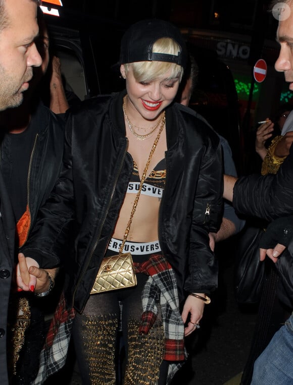 Miley Cyrus au club "Madame Jojo" à Londres, le 8 mai 2014. 