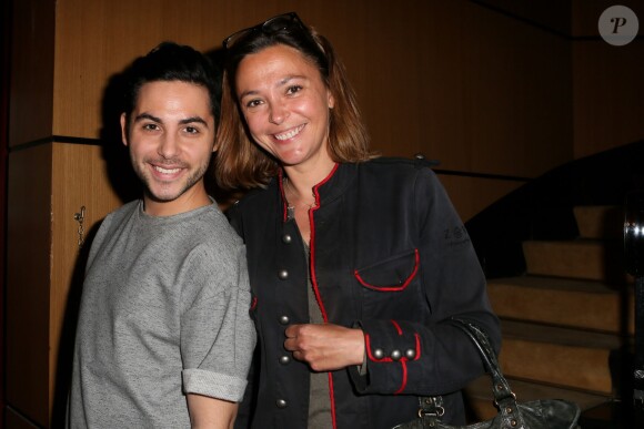 Alban Bartoli (The Voice 1) et Sandrine Quétier assistent à la première représentation de la pièce de théâtre Merci quand même" au théâtre La Grande Comédie à Paris, le 2 juin 2014.