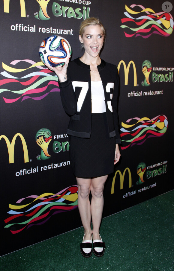 Jaime King assiste à la soirée FIFA World Cup McDonald's au Pillars 38. New York, le 5 juin 2014.