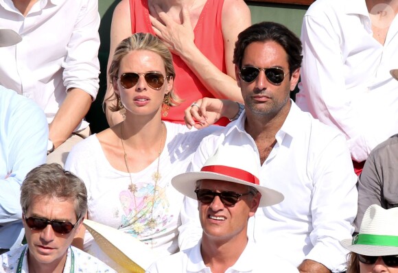 Sylvie Tellier et son compagnon Laurent à la finale homme des Internationaux de France de tennis de Roland Garros à Paris le 8 juin 2014.
