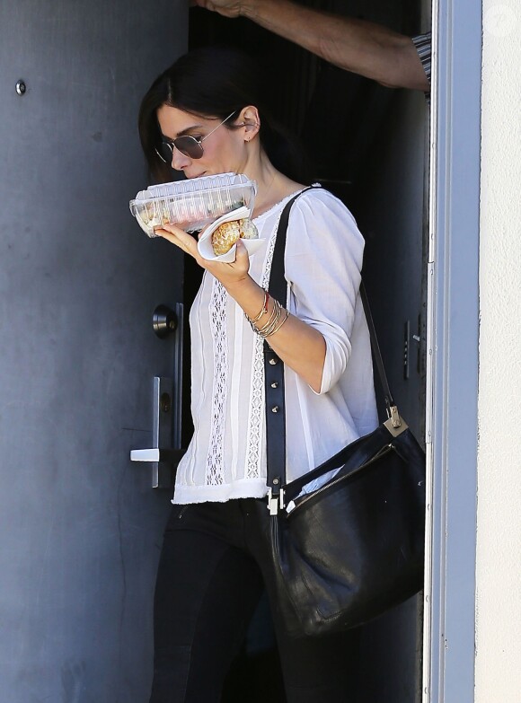 Exclusif - Sandra Bullock sort d'un déjeuner de travail à Beverly Hills. Le 7 mai 2014