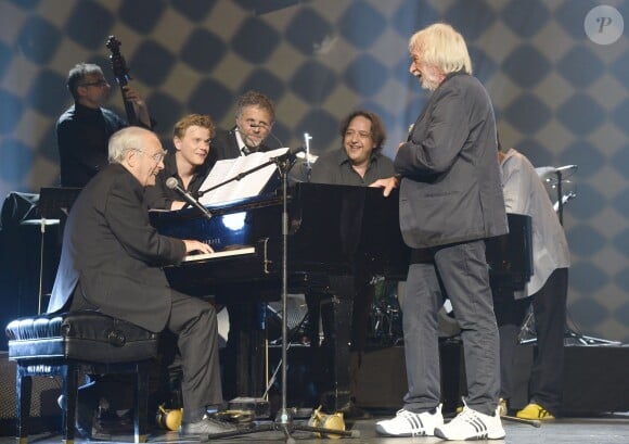 Michel Legrand, Alex Lutz, Stéphane Guillon et Pierre Richard - Pierre Richard fête ses 80 ans à l'Olympia à Paris, le 13 juin 2014.