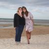 Dorothée Sebbagh et Géraldine Nakache sur la plage lors du Festival du film romantique de Cabourg, le 14 juin 2014.