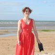  Emilie Dequenne sur la plage lors du Festival du film romantique de Cabourg, le 14 juin 2014. 