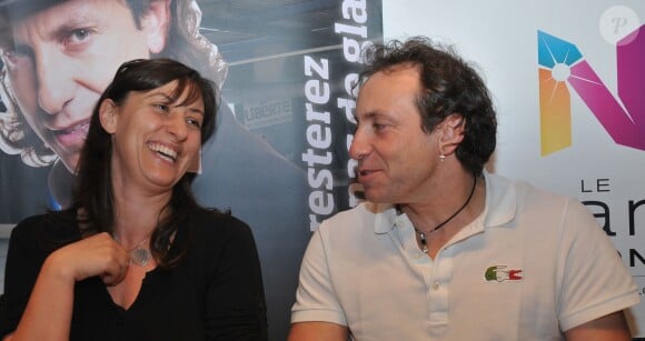 Philippe Candeloro et son épouse Olivia, complices lors de la présentation de leur nouveau spectacle , Une nuit magique au pays des jouets à Narbonne, le 16 juin 2014