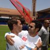Jamel Debbouze et Brahim Asloum  - Un "Charity Game du Marrakech du Rire 2014", match de foot caritatif, a été organisé, permettant de reverser 300 000 dirhams (27 000 euros) aux associations "Al Karam" et "L'Heure Joyeuse" le 15 juin 2014.